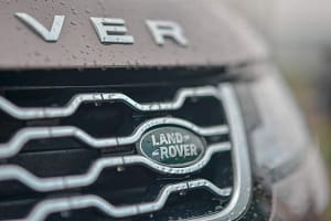 Read more about the article Land Rover Rolls Out The Brand New 2023 Range Rover PHEV