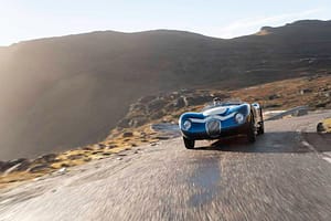 Read more about the article Ecurie Ecosse LM-C Model Pays Tribute To The Jaguars Of Yesteryear